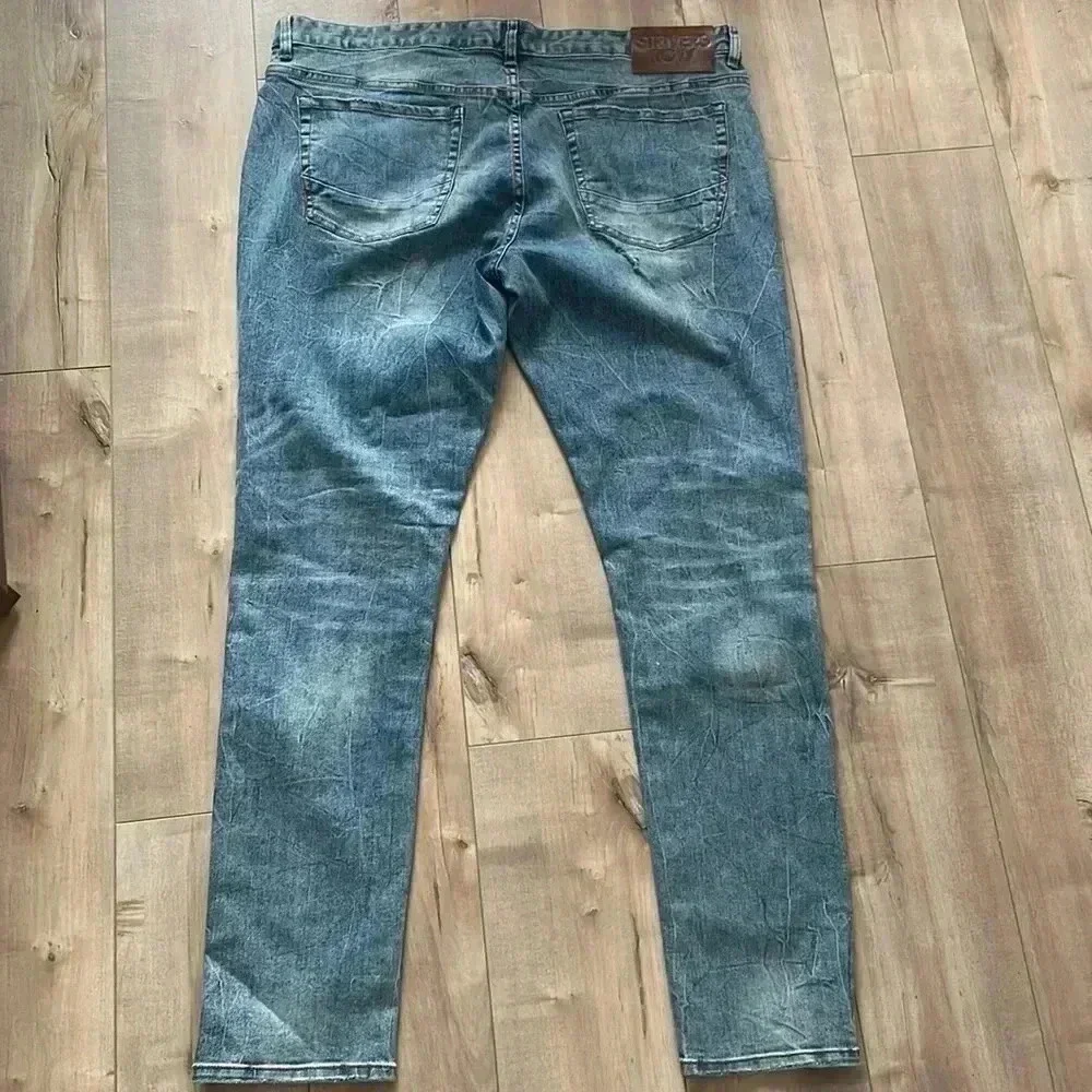 NWT STRIVERS ROW Sugar Maple Distressed Denim Jeans Sugar Maple Mens Sz 40